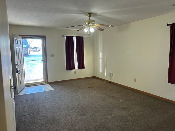 3rd image of 1320 Jed Way