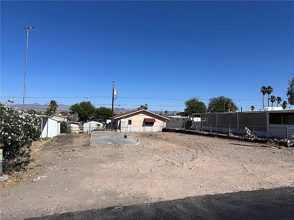 4th image of 1832 Clearwater Drive