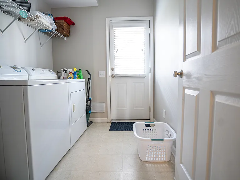 5406 Dockery Dr — Photo 32