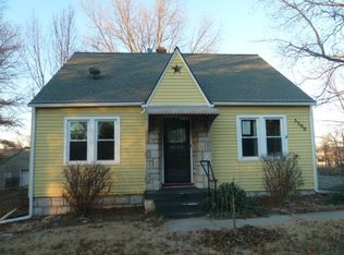 5300 Klamm Rd, Kansas City, KS 66106