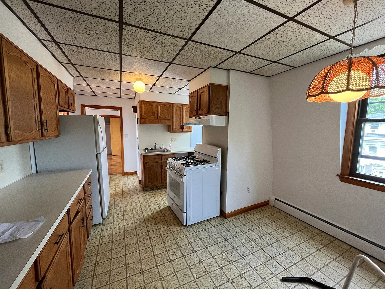 2 bed, 1000 sqft, $2,450 — Photo 1
