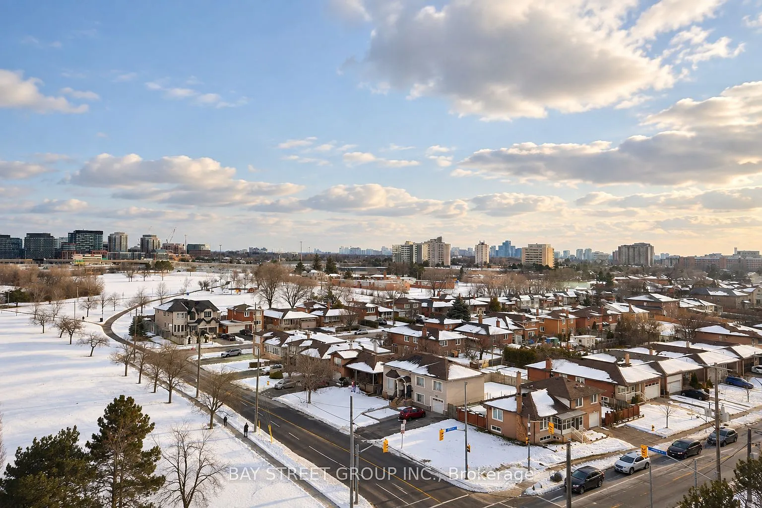 120 Varna Dr — Photo 2