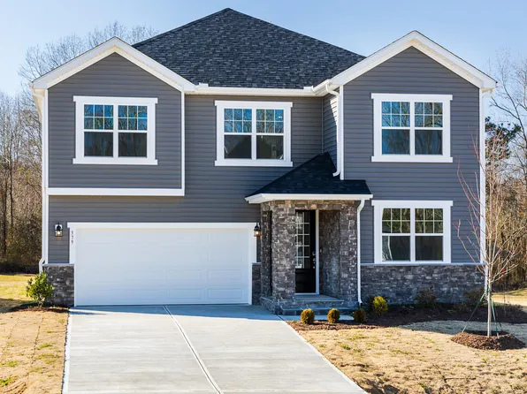 379 Fast Pitch Ln, Four Oaks, NC 27524