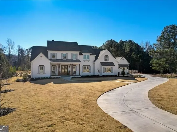 22 Starlight Dr NW, Cartersville, GA 30121