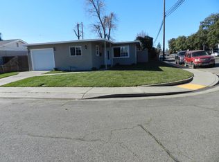 1498 Youngs Ln, Yuba City, CA 95991