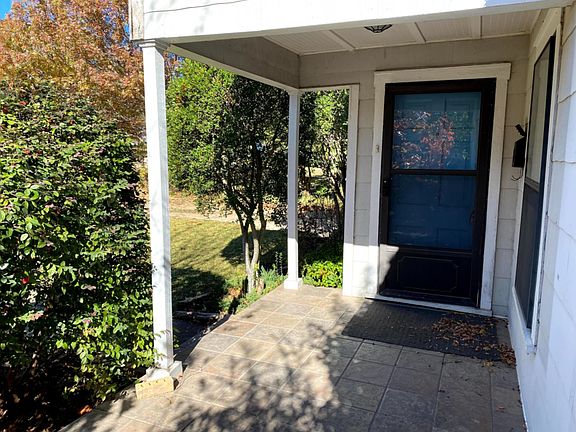 2nd image of 2156 Morning Glory Ave