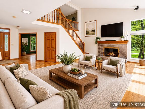 2nd image of 8082 Kingfisher Ln