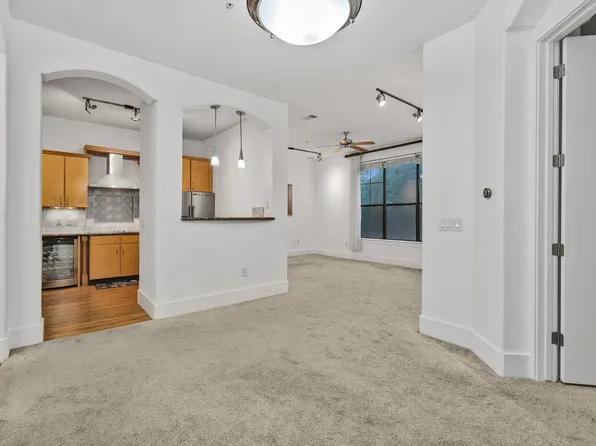 2600 Hillsboro Pike APT 233, Nashville, TN 37212