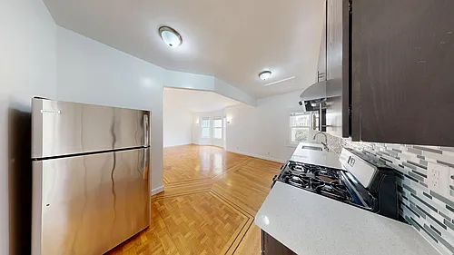 915 Pierce Street Photo 1