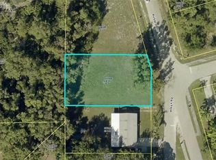 10805 Russell Rd, Bokeelia, FL 33922