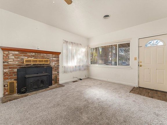 5th image of 532 Madison St