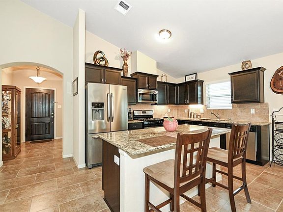 3rd image of 19318 Vermillion Ct