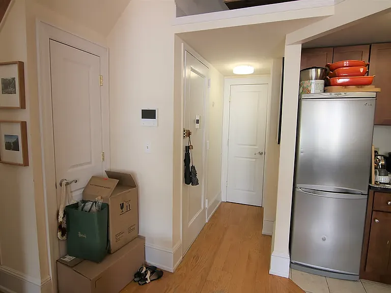 39 W 68th St #PHB — Photo 6