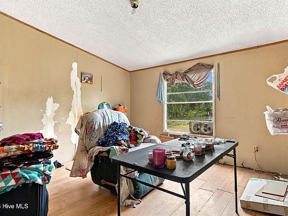 9th image of 146 Birch Drive
