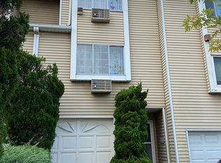 286 Richmond Hill Rd, Staten Island, NY 10314