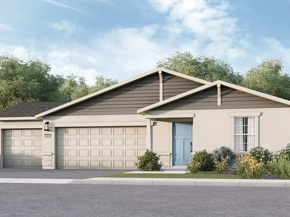 2039 Diamond Ave, Sanger, CA 93657