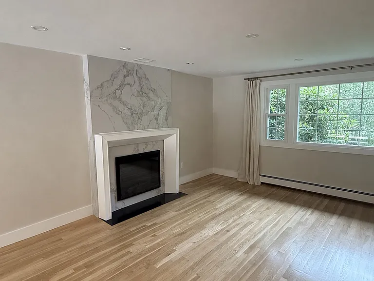 35 Williams Rd — Photo 4