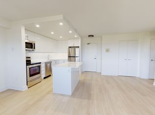 919 Dufferin, Toronto, ON M6H 4B3