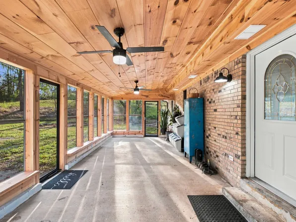 1444 Highway 52 E, Portland, TN 37148