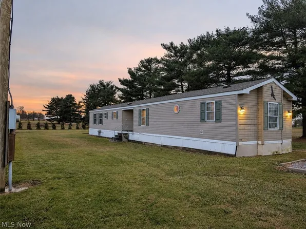 9623 Yoder Rd, Sterling, OH 44276
