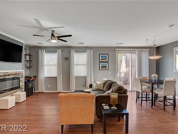 4th image of 2-1323 Grass Creek Ave #2