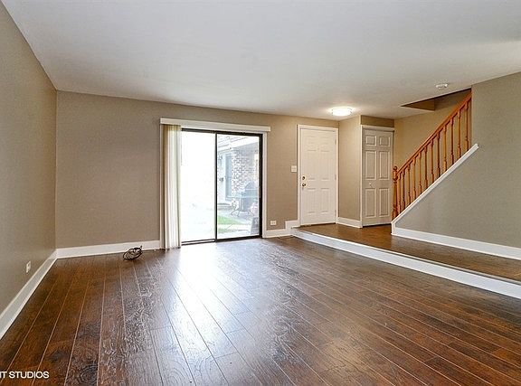 5th image of 7724 Woodward Ave #14-8G