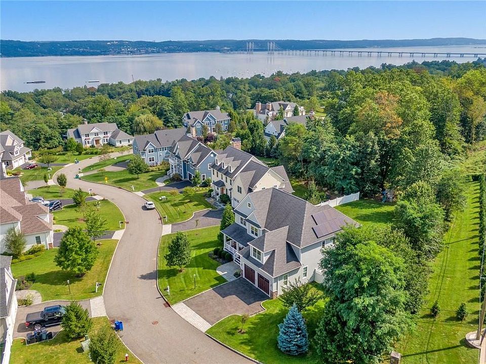 1st image of 14 Riverton Drive