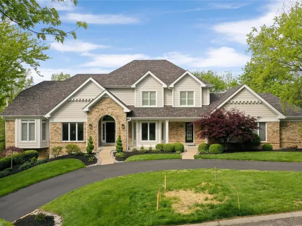 12322 Hibler Rd, Saint Louis, MO 63141