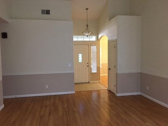 Front door entrance & Living room