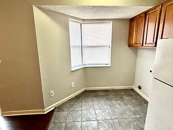 2nd image of 4721 Samantha Ave #4723