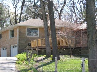 1737 Spring Creek Rd, Belvidere, IL 61008