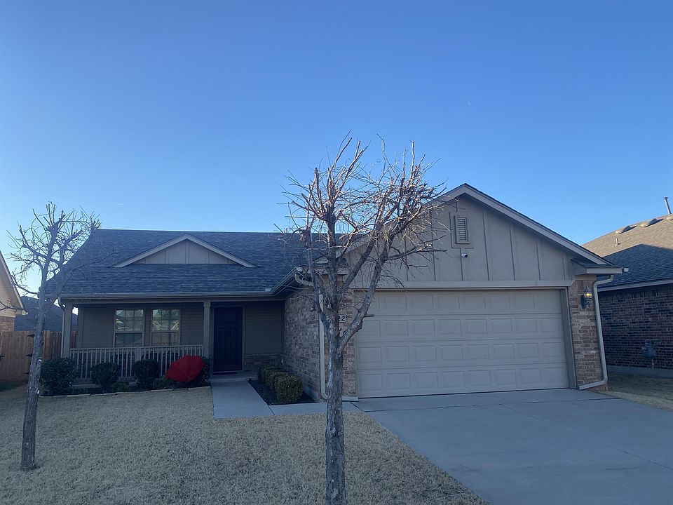 1st image of 2622 Trailwood Dr