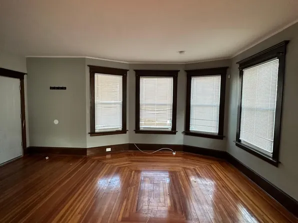 126 Hobart St #1, New Haven, CT 06511
