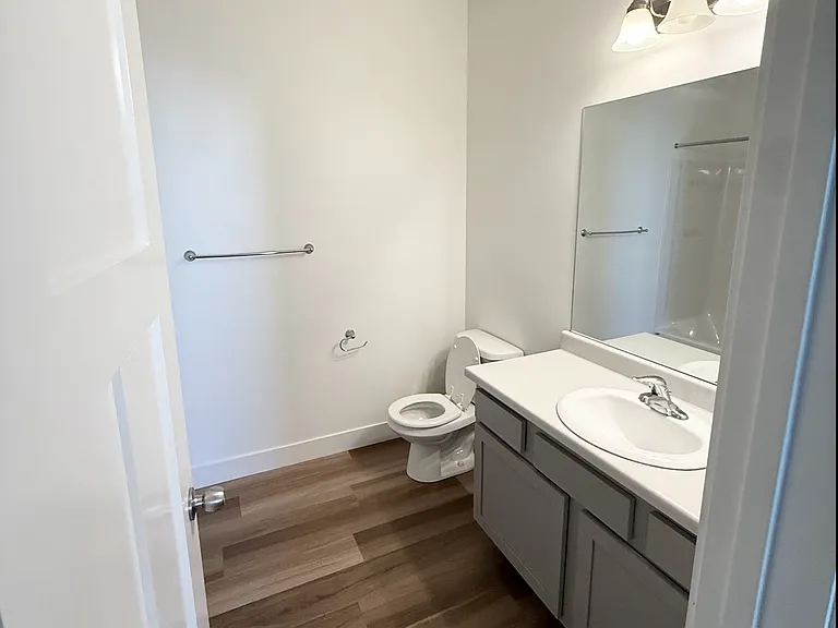 487 N 360 W — Photo 6