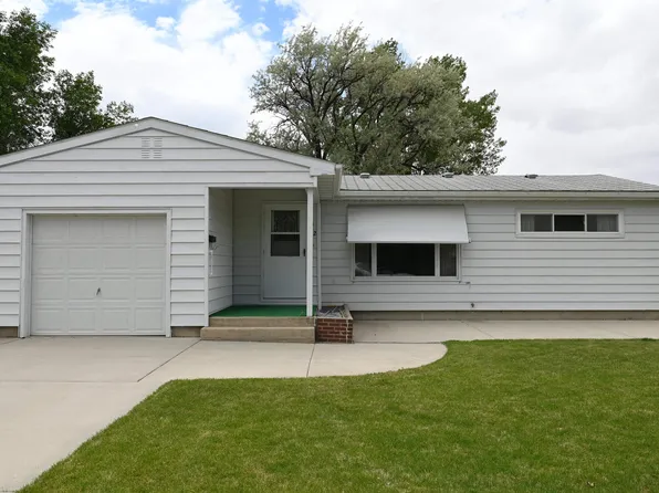 412 S 16th St, Worland, WY 82401