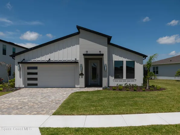 2995 Dampier Dr, Melbourne, FL 32940
