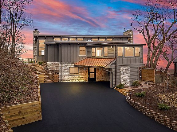 2nd image of 44 Circle Dr
