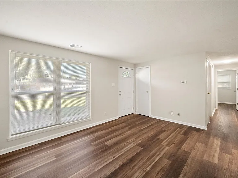 5533 Ridgecrest Rd — Photo 10