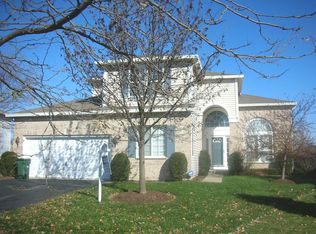 7622 Merlot Ct, Gurnee, IL 60031