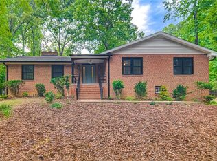 112 Woodland Dr, Jamestown, NC 27282