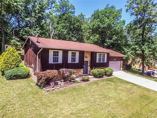 2689 Cathy Ann Dr photo 1