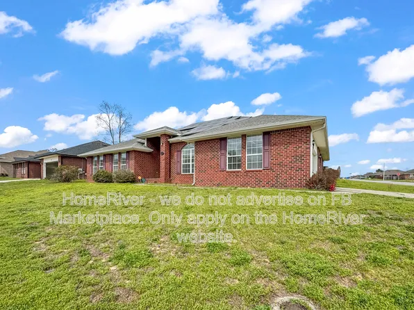 2107 Hagood Loop, Crestview, FL 32536
