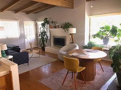 3 bed, 1080 sqft, $7,000 — Photo 2