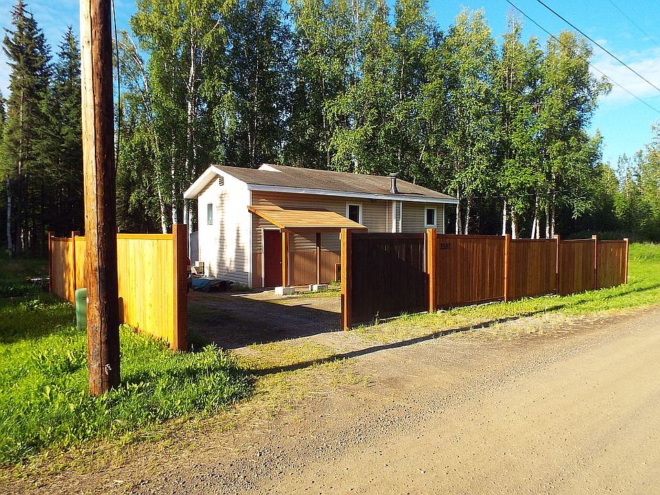 1st image of 2597 Lee Ln
