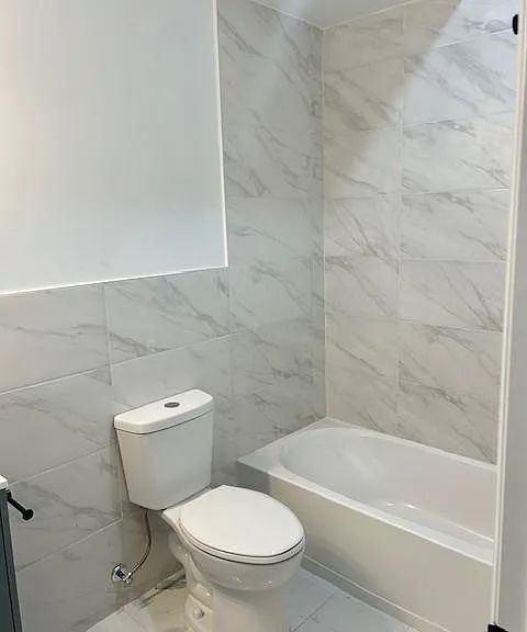 88 Romaine Ave — Photo 22