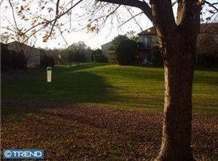 2017 Jason Dr, Huntingdon Valley, PA 19006