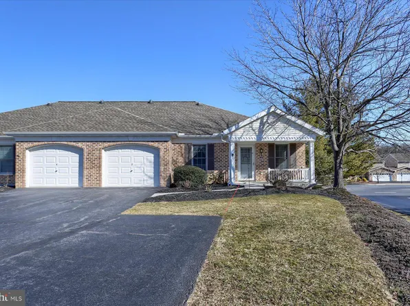 2 Redbud Dr, Mechanicsburg, PA 17050