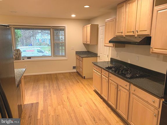 3rd image of 11726 Devilwood Dr