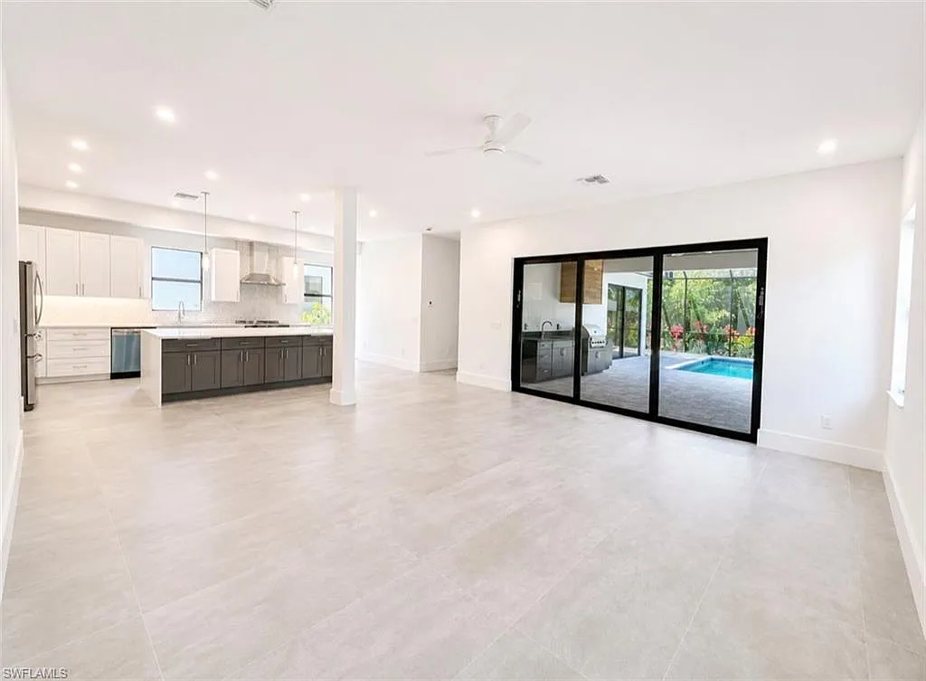 4 bed, 3.0 bath, 2940 sqft, $7,000 — Photo 4