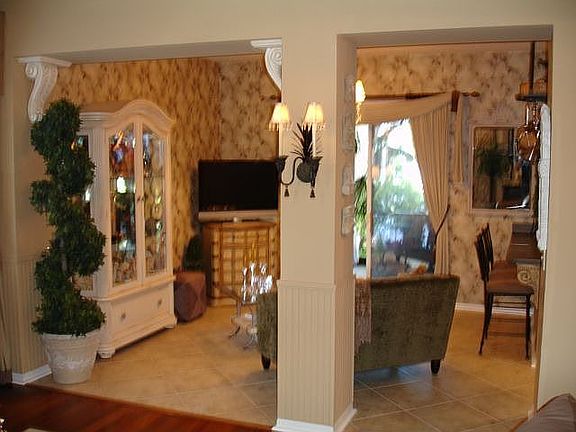 4th image of 526 Cassia Dr